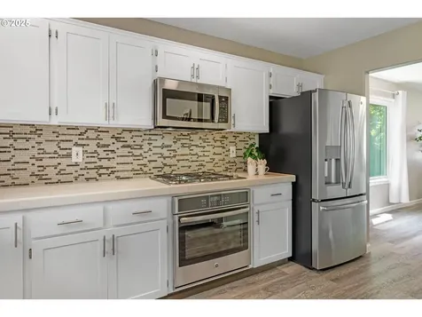 15067 Glendoveer Court Oregon City OR 97045