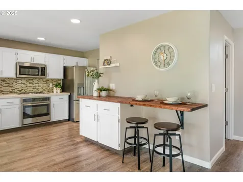 15067 Glendoveer Court Oregon City OR 97045