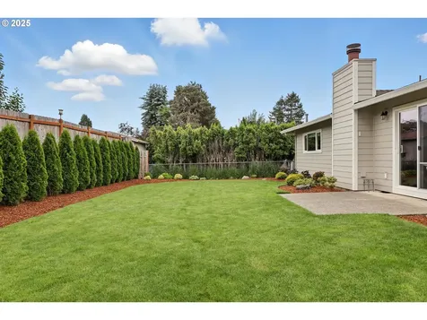 304 SW Birdsdale Drive Gresham OR 97080