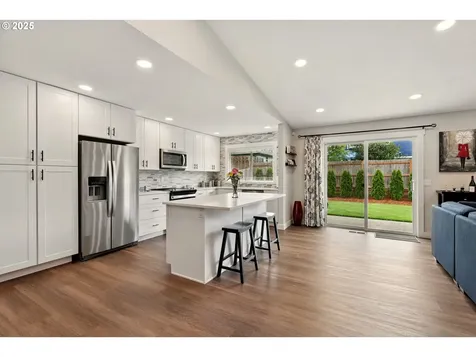 304 SW Birdsdale Drive Gresham OR 97080