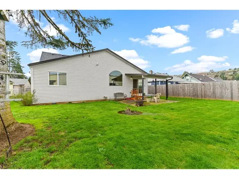 116 NE James Street Camas WA 98607