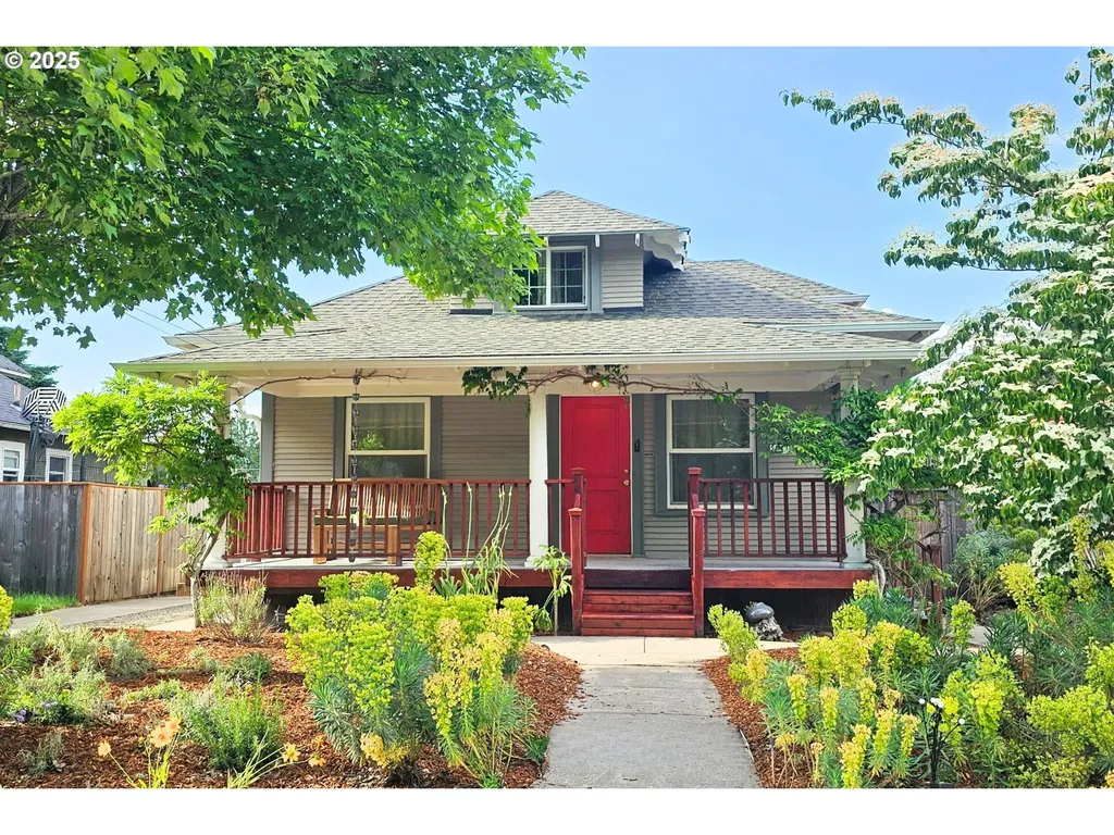 5311 SE Gladstone Street Portland OR 97206