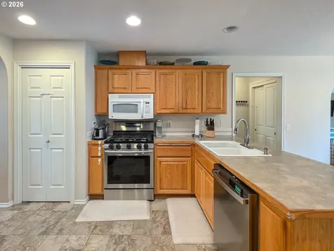22297 NE Failing Street Fairview OR 97024