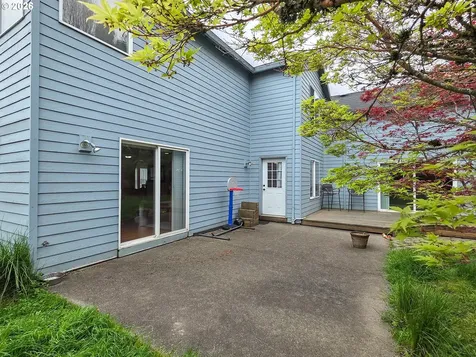 22297 NE Failing Street Fairview OR 97024