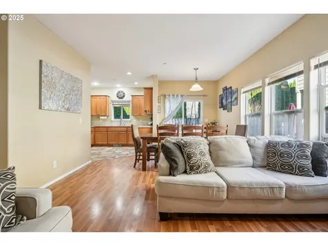 2481 25th Avenue Forest Grove OR 97116