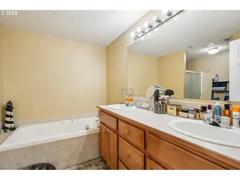 2481 25th Avenue Forest Grove OR 97116