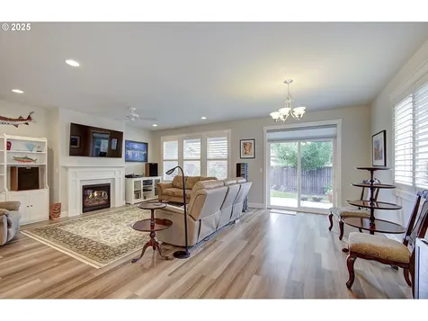 10809 NE 121st Avenue Vancouver WA 98662