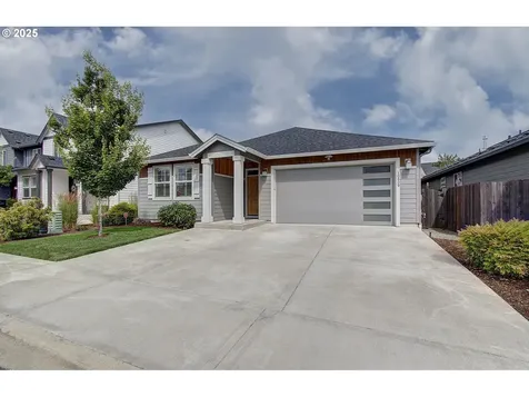 10809 NE 121st Avenue Vancouver WA 98662