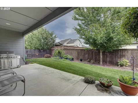 10809 NE 121st Avenue Vancouver WA 98662