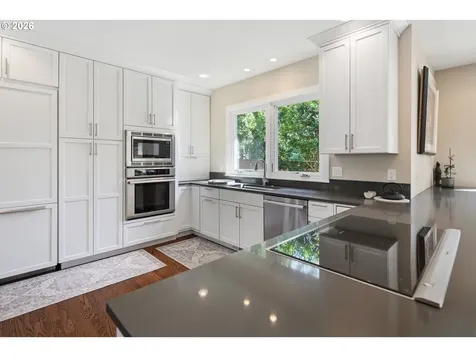 4166 Glacier Lily Street Lake Oswego OR 97035