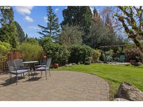 4166 Glacier Lily Street Lake Oswego OR 97035