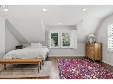 4166 Glacier Lily Street Lake Oswego OR 97035