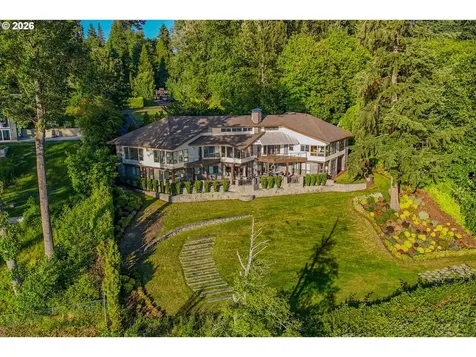 3838 SE Hillside Drive Milwaukie OR 97267