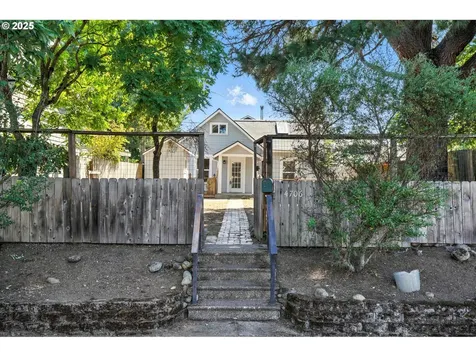 4706 NE 24th Avenue Portland OR 97211
