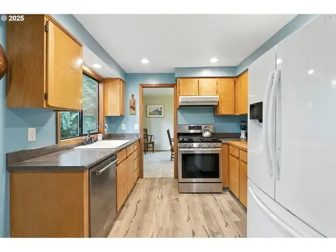 5450 SE Pine Street Hillsboro OR 97123