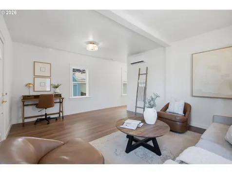 3807 NE Grand Avenue Portland OR 97212