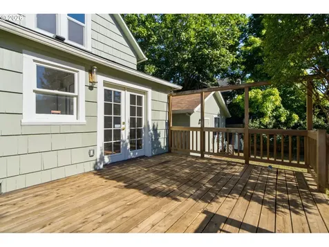 3807 NE Grand Avenue Portland OR 97212