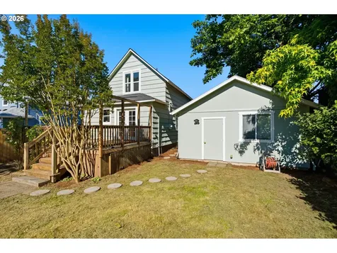 3807 NE Grand Avenue Portland OR 97212