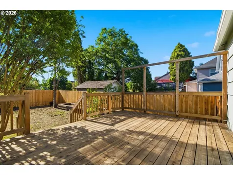 3807 NE Grand Avenue Portland OR 97212
