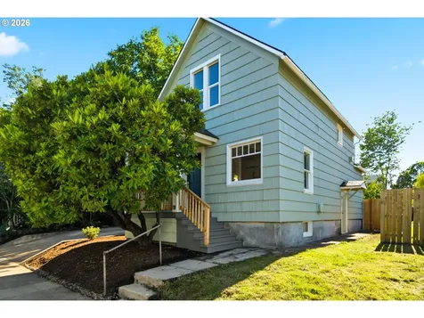 3807 NE Grand Avenue Portland OR 97212
