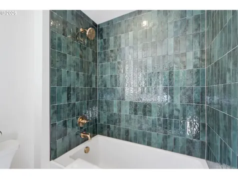 3807 NE Grand Avenue Portland OR 97212
