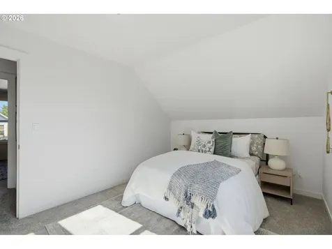 3807 NE Grand Avenue Portland OR 97212