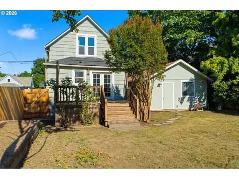 3807 NE Grand Avenue Portland OR 97212