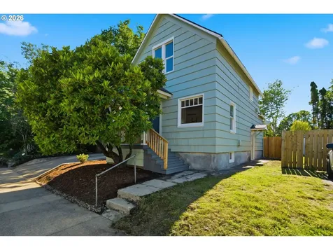 3807 NE Grand Avenue Portland OR 97212