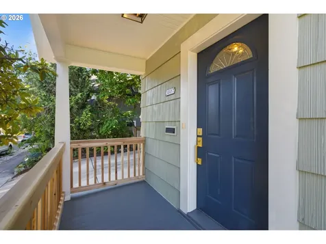 3807 NE Grand Avenue Portland OR 97212