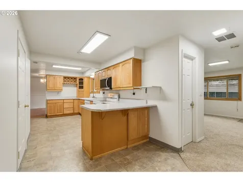1117 SE 135th Avenue Portland OR 97233