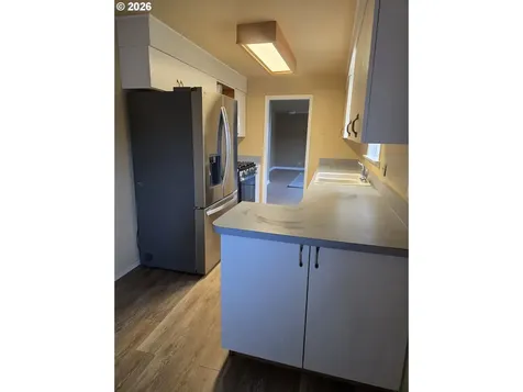 1589 NW Calkins Avenue Roseburg OR 97471