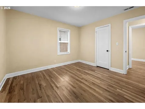 8837 SE Alder Street Portland OR 97216