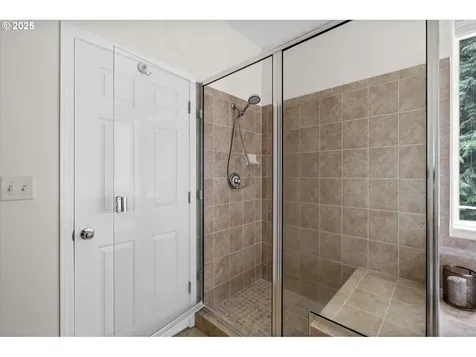 243 W Street James Place Longview WA 98632
