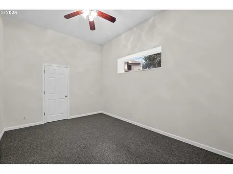 243 W Street James Place Longview WA 98632