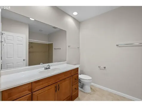 243 W Street James Place Longview WA 98632