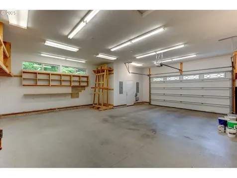 243 W Street James Place Longview WA 98632