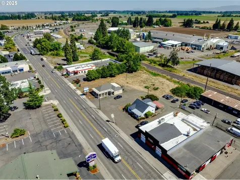 1350 Ivy Street Junction City OR 97448