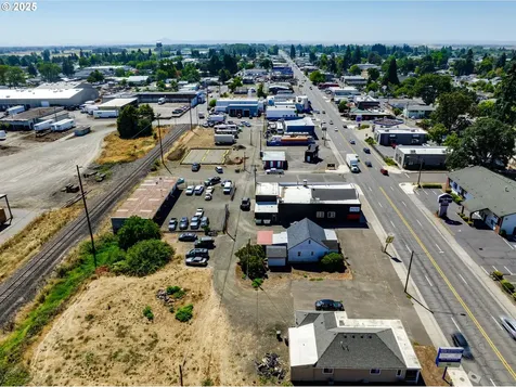 1350 Ivy Street Junction City OR 97448