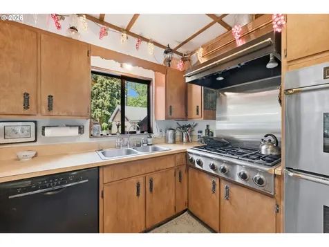 41895 Holden Creek Lane Springfield OR 97478