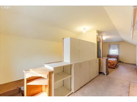 4780 N Amherst Street Portland OR 97203