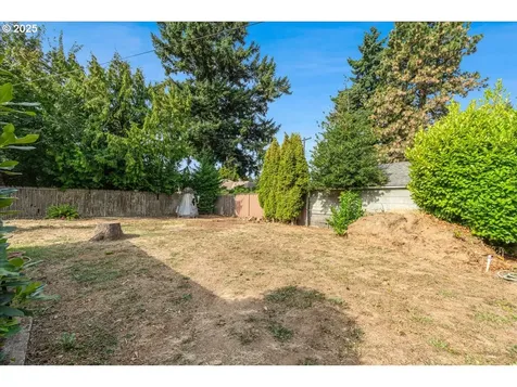 4780 N Amherst Street Portland OR 97203