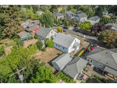 4780 N Amherst Street Portland OR 97203