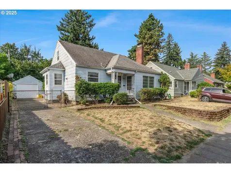 4780 N Amherst Street Portland OR 97203