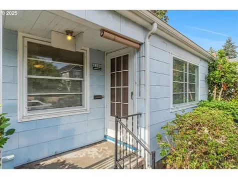 4780 N Amherst Street Portland OR 97203