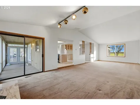 8949 S Gribble Road Canby OR 97013