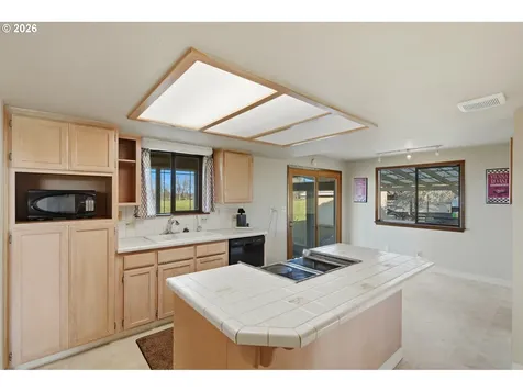 8949 S Gribble Road Canby OR 97013