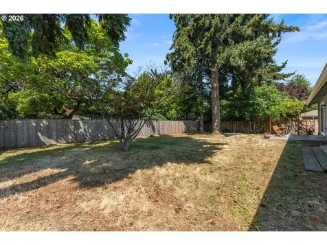 12025 SW Springwood Drive Portland OR 97223