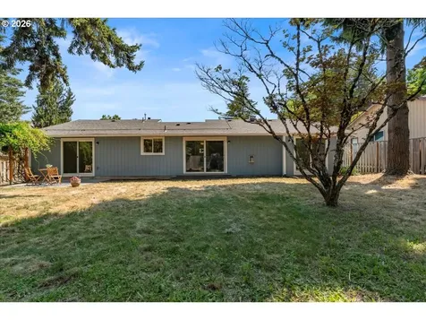 12025 SW Springwood Drive Portland OR 97223
