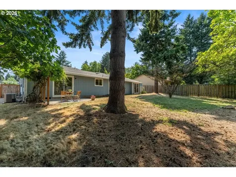 12025 SW Springwood Drive Portland OR 97223