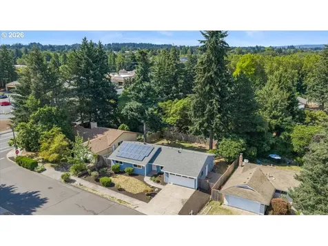 12025 SW Springwood Drive Portland OR 97223